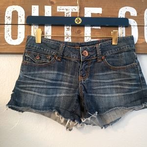 Amazing Guess Shorts sz 26